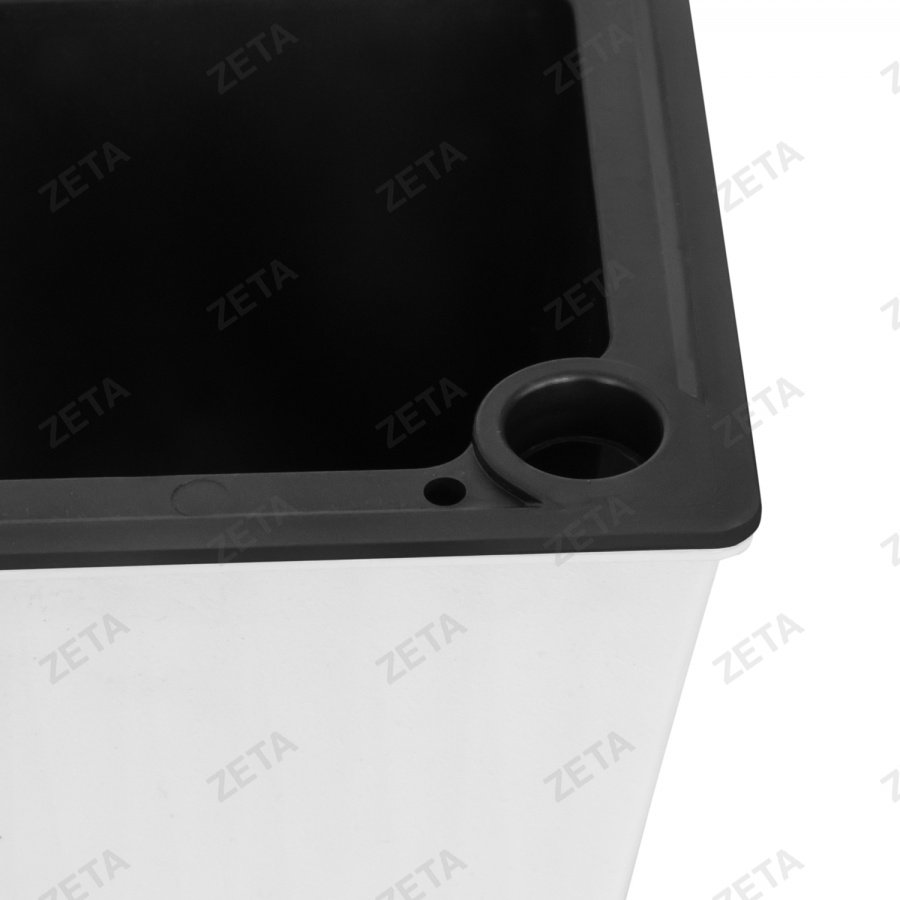 Кашпо для цветов "Блум" белое (малое)