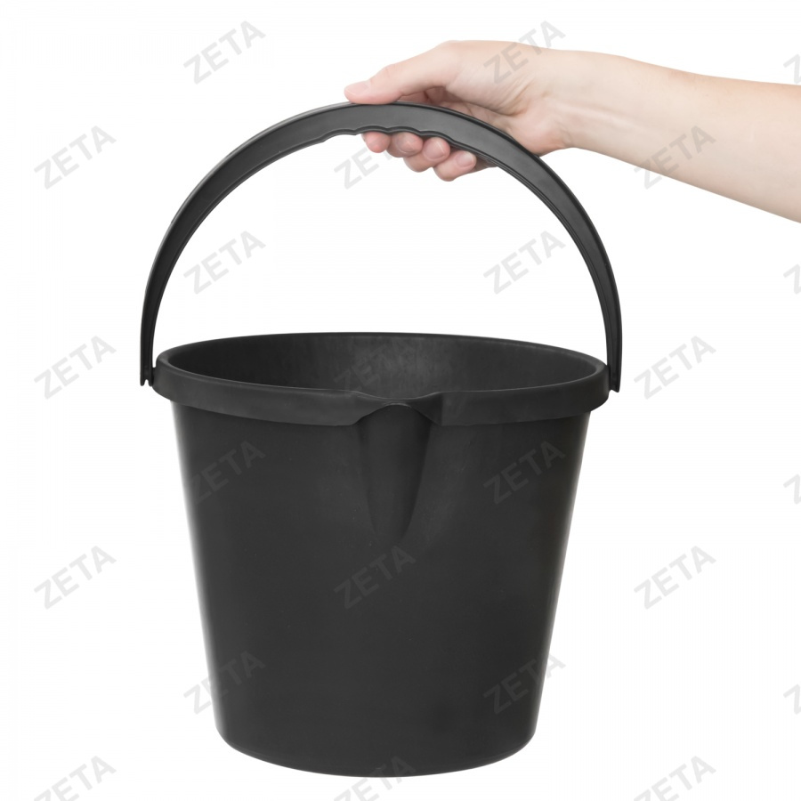 Ведро-лейка пластиковое, чёрное (7 л.)