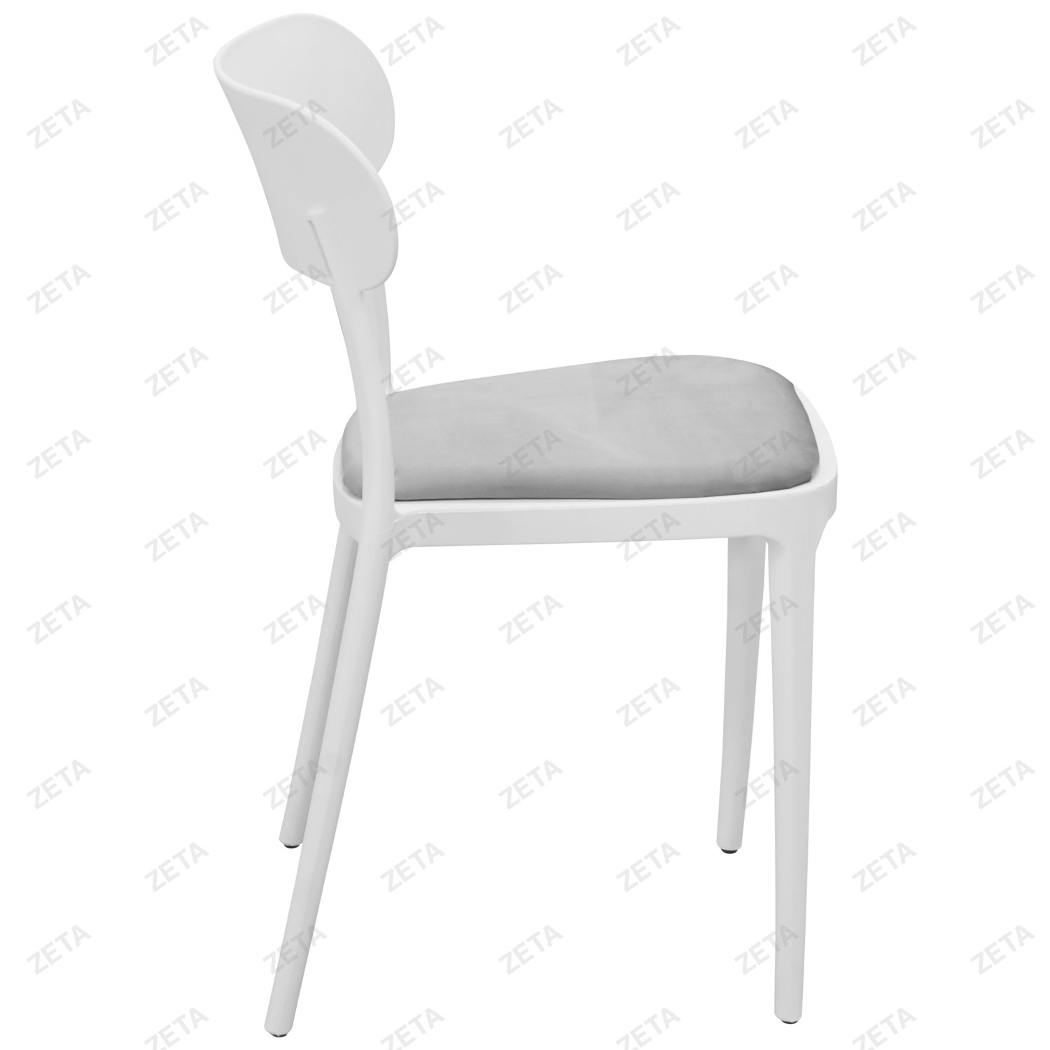 Стул пластиковый "Микки" с мягким элементом (белый)